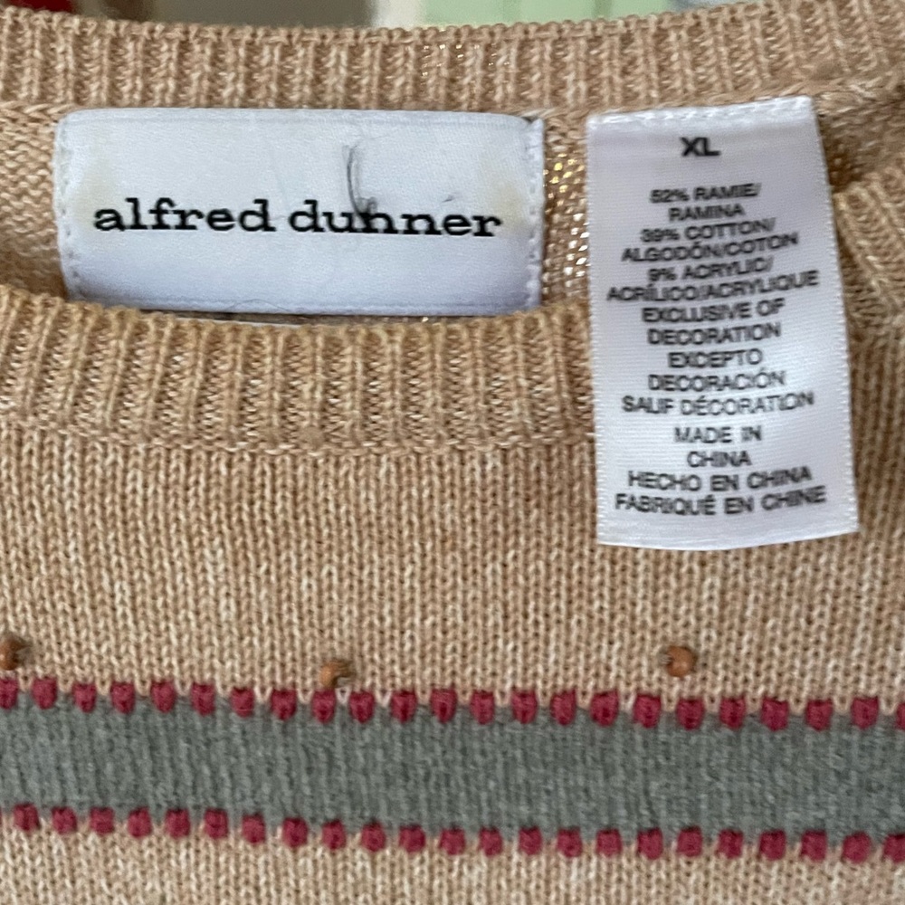 Fall sweater - Picture 3 of 3